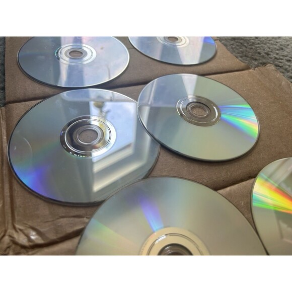 Nintendo Wii Video Game Lot Of 6 Sonic Colors, Spongebob + More DISCS ONLY - Picture 5 of 8